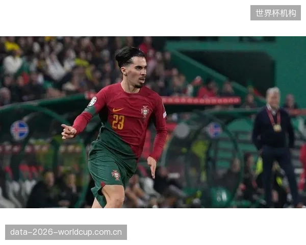维蒂尼亚成为巴黎中场节拍器，其精准传球是球队进攻发起点。
